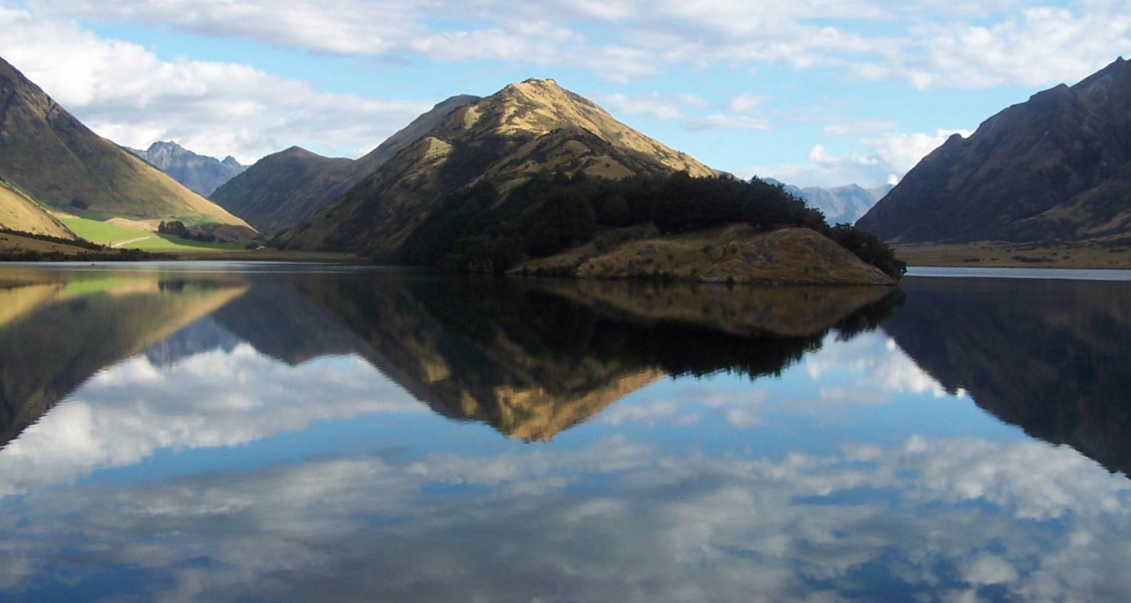Moke Lake Queenstown New Zealand