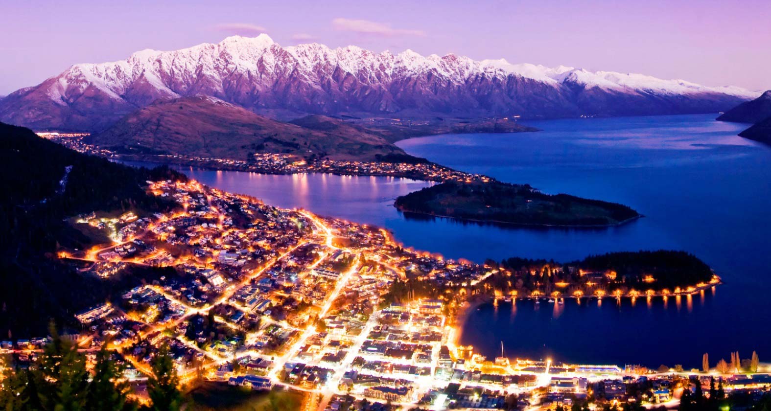 Queenstown New Zealand. Book your Queenstown Holiday. Activities. Tours. Accommodation. Transport.